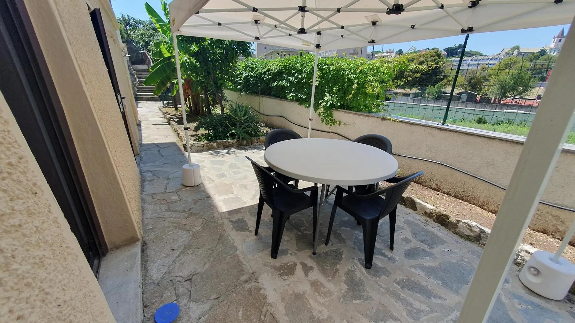 Villa Indipendente Con Giardino Genova