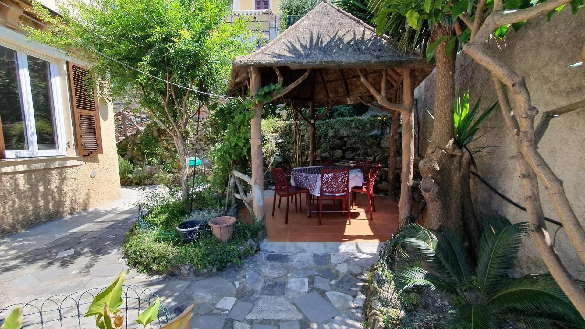 Villa Indipendente Con Giardino Janov Itálie